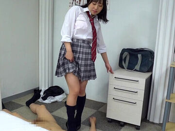 性悪School Girl Domina…