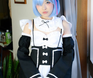 メスガキレイヤー禁断の大量潮吹きハメ撮りオフパコ